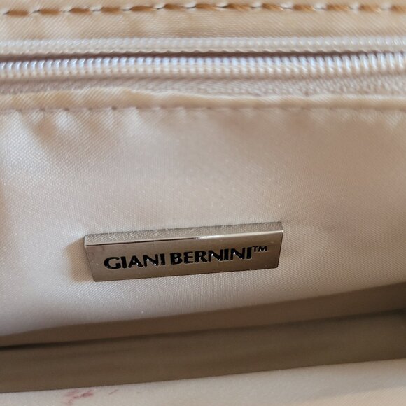 Giani Bernini Brown Leather Crossbody Handbag Multi-Zip Pockets - Picture 4 of 11